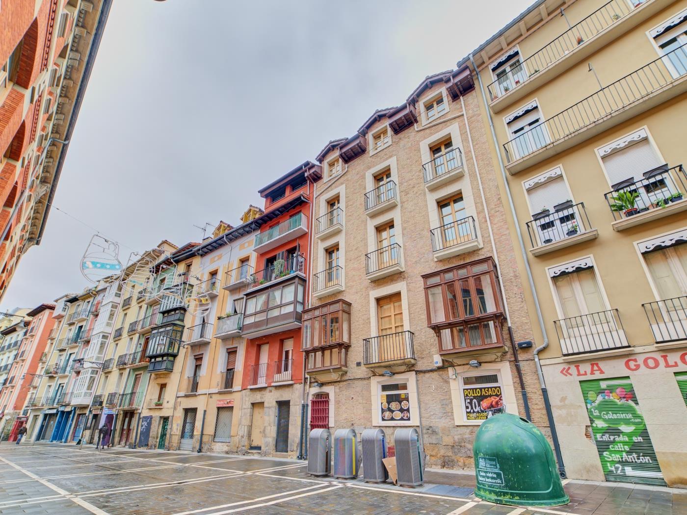 Casa Bidaiari by Clabao en Pamplona