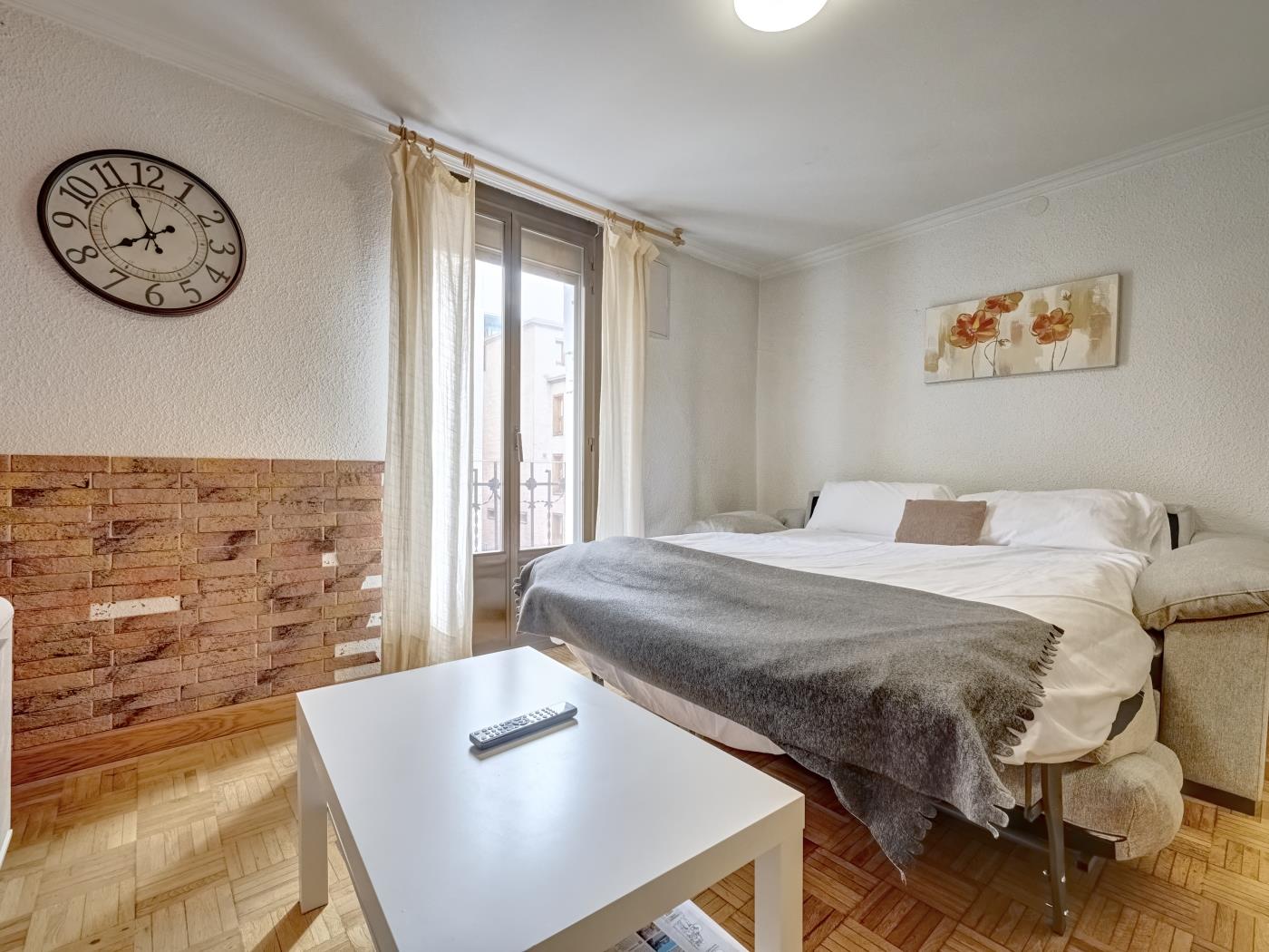 Casa Ana Mari I by Clabao en Pamplona