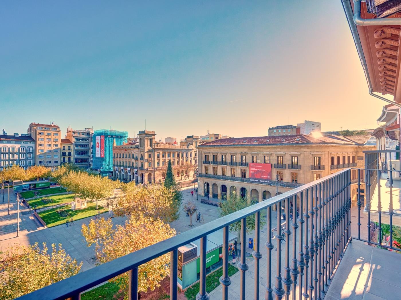 Edificio la Joya 4 by Clabao en Pamplona