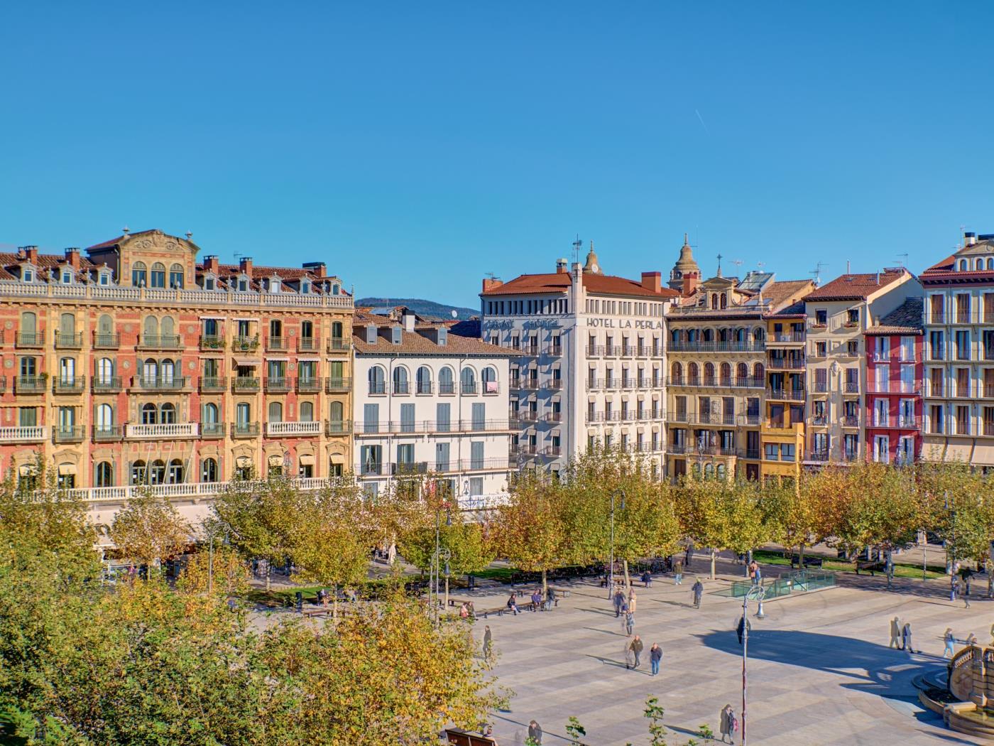 Edificio la Joya 4 by Clabao en Pamplona