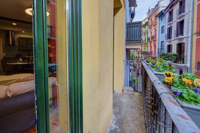 Heart of Pamplona Apartments IV by Clabao en Pamplona