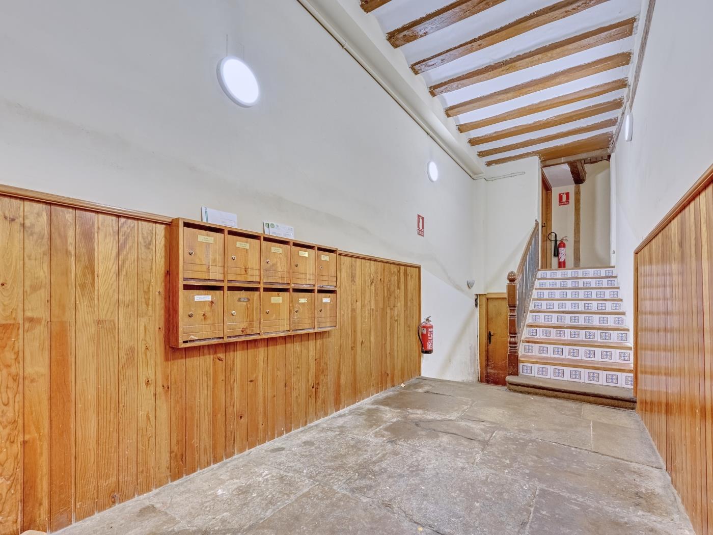 Curia 6 by Clabao en Pamplona