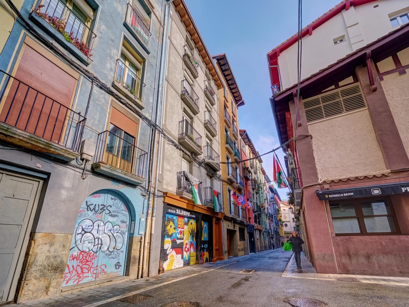 Jarauta 50 by Clabao en Pamplona