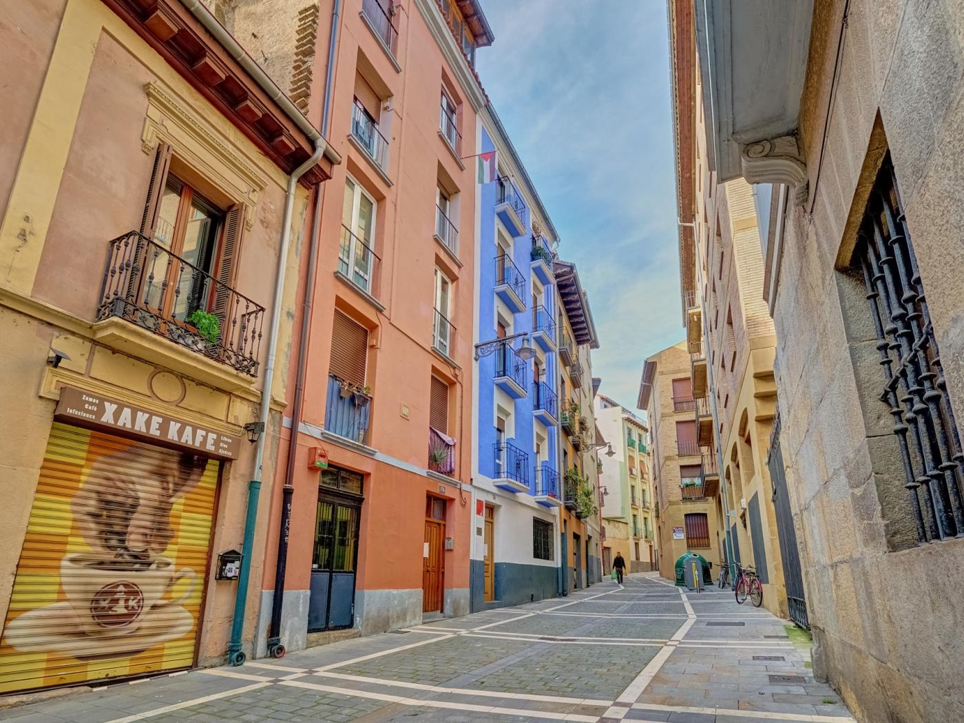 Zure Etxea by Clabao en Pamplona