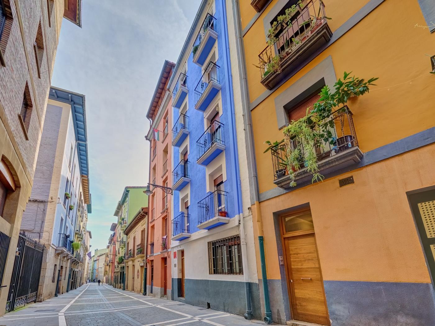 Zure Etxea by Clabao en Pamplona