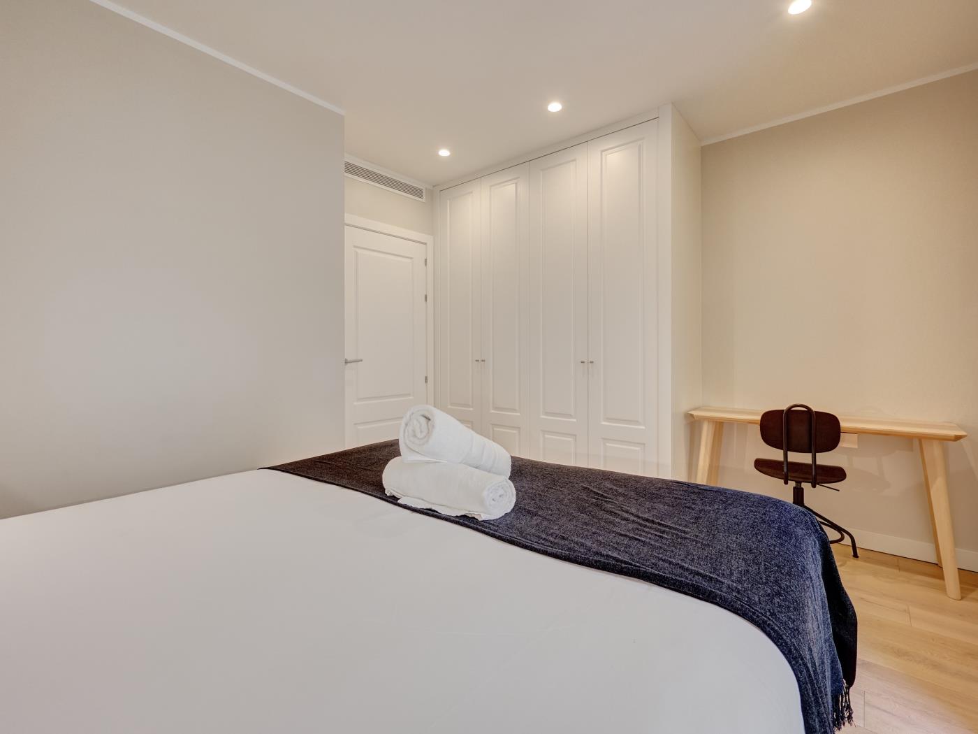 Castillo 18 by clabao en Pamplona