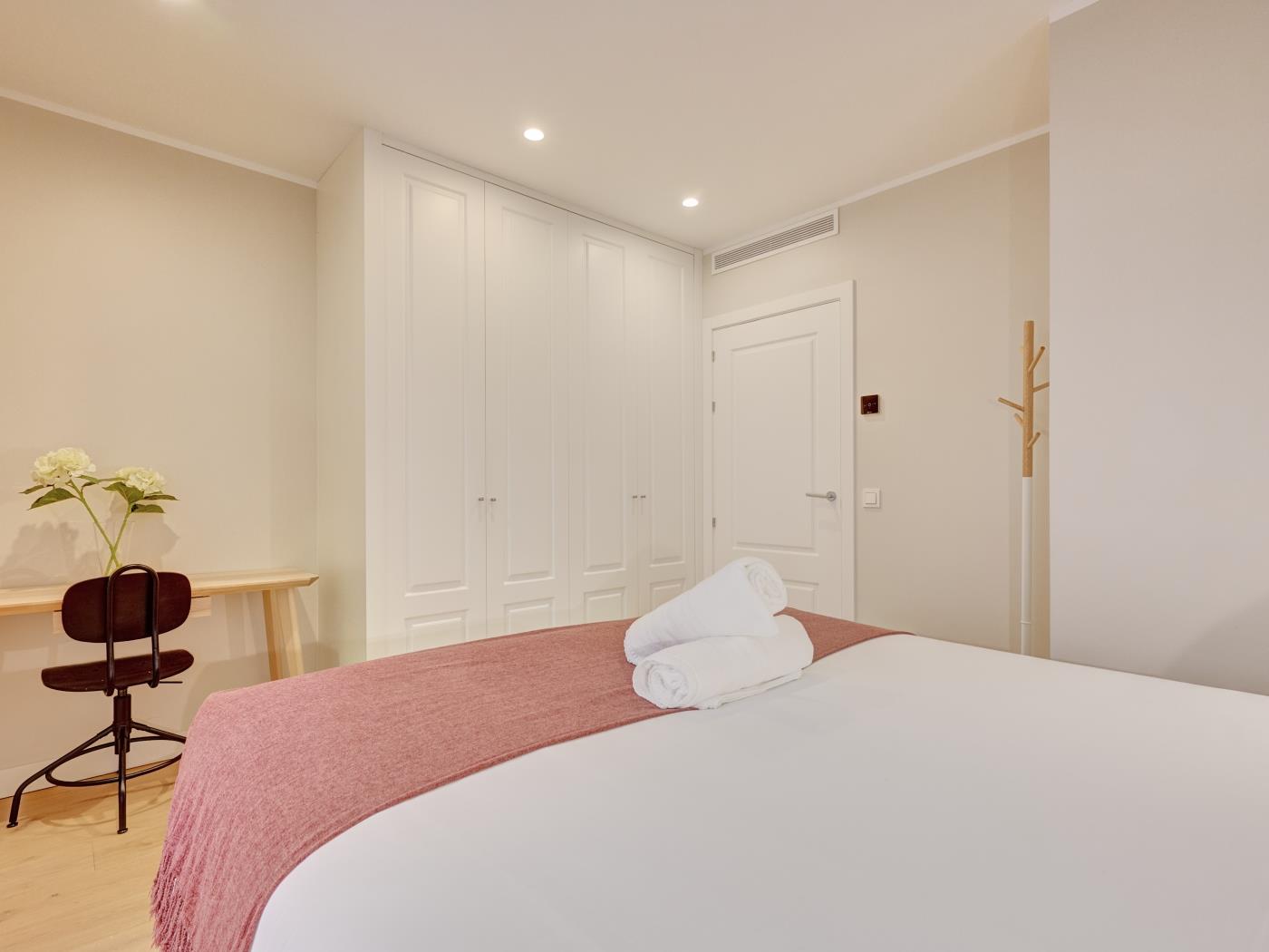 Castillo 18 by clabao en Pamplona