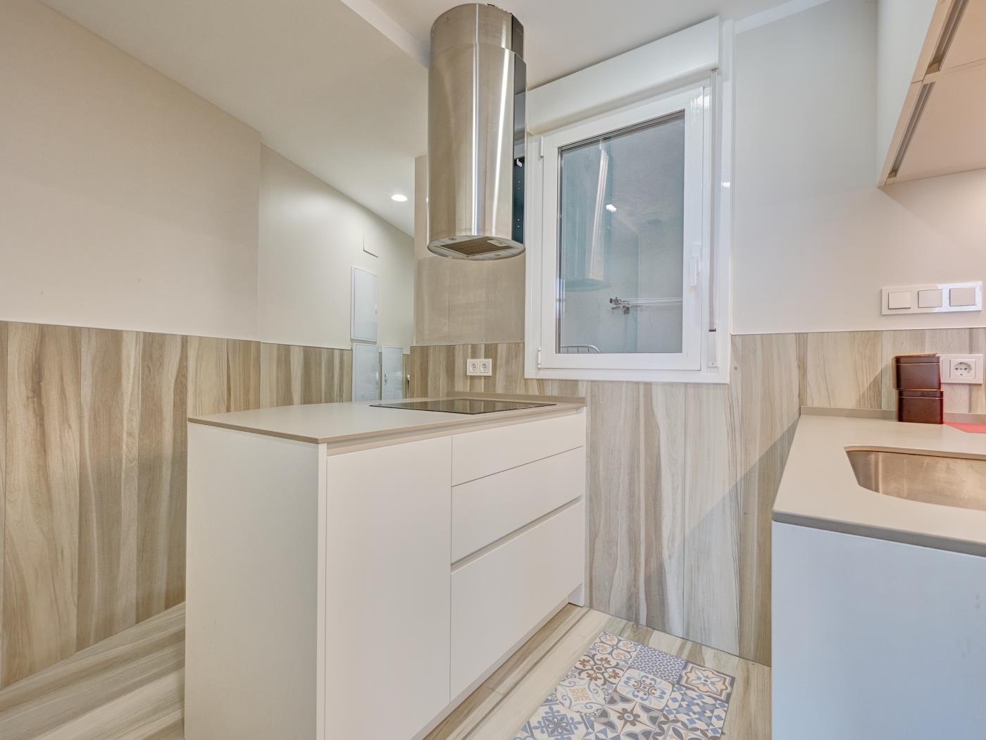 Castillo 18 by clabao en Pamplona