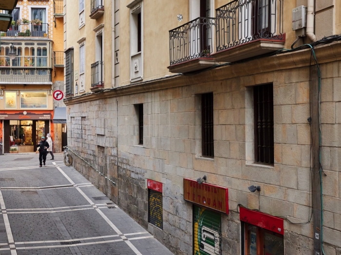 Fuente de Navarreria 5 en Pamplona