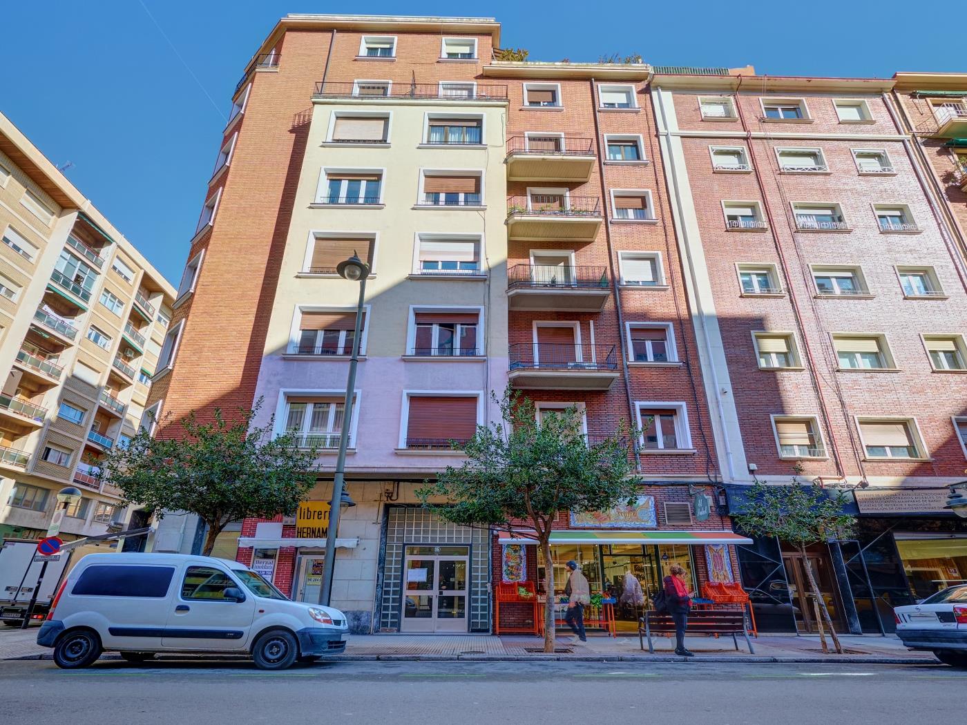 El encanto de Huesca by clabao en Logroño