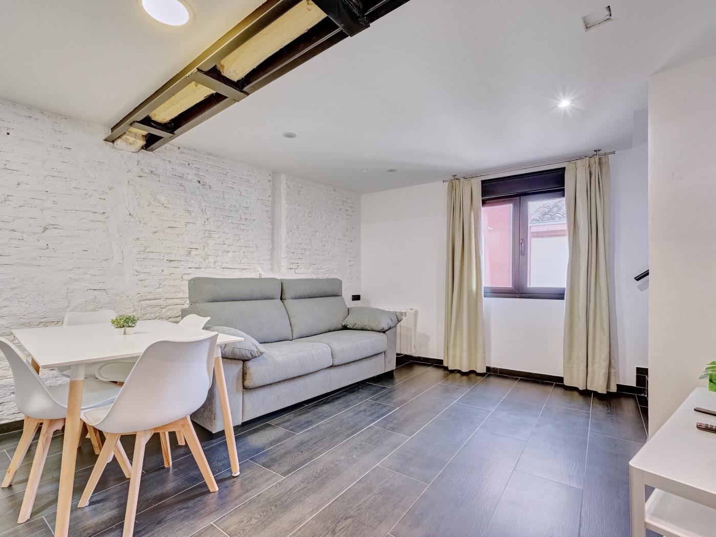 Vinomium F1A by Clabao en Logroño