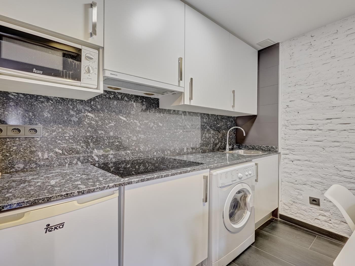 Vinomium F1A by Clabao en Logroño
