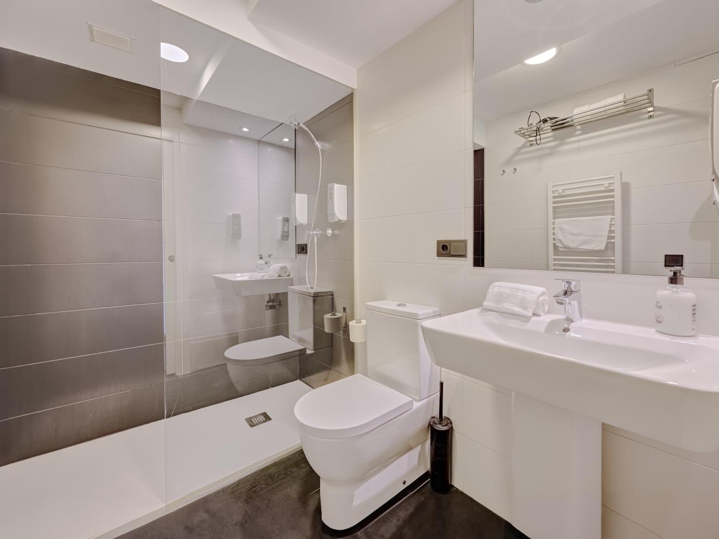 Vinomium F3B by Clabao en Logroño