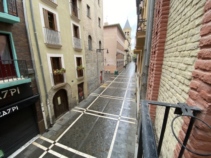 Blanca de Navarra by Clabao en Pamplona