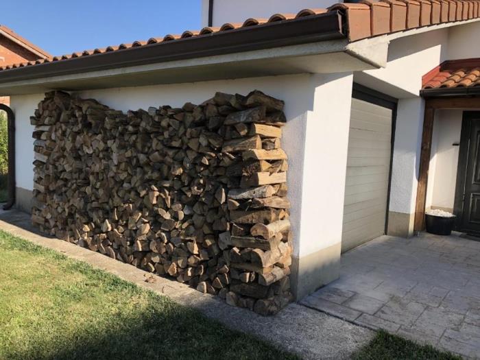Casa Lónguida by Clabao en Villanueva de Lónguida