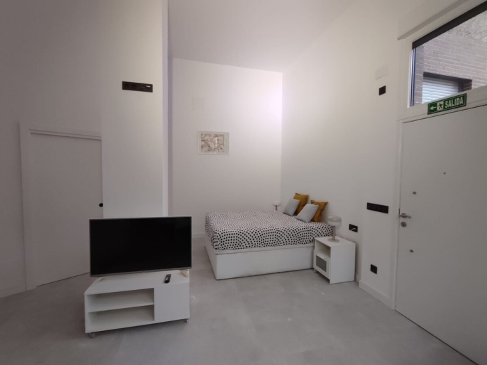 La Colmena B by Clabao en Pamplona