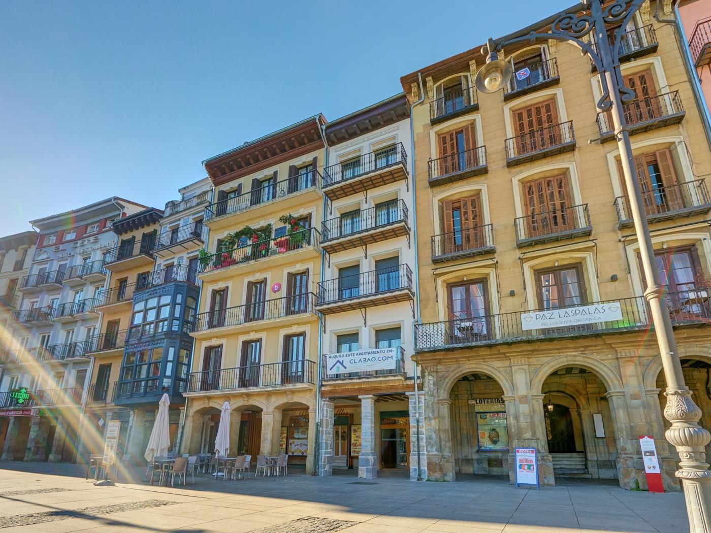 Castillo 31 by Clabao en Pamplona