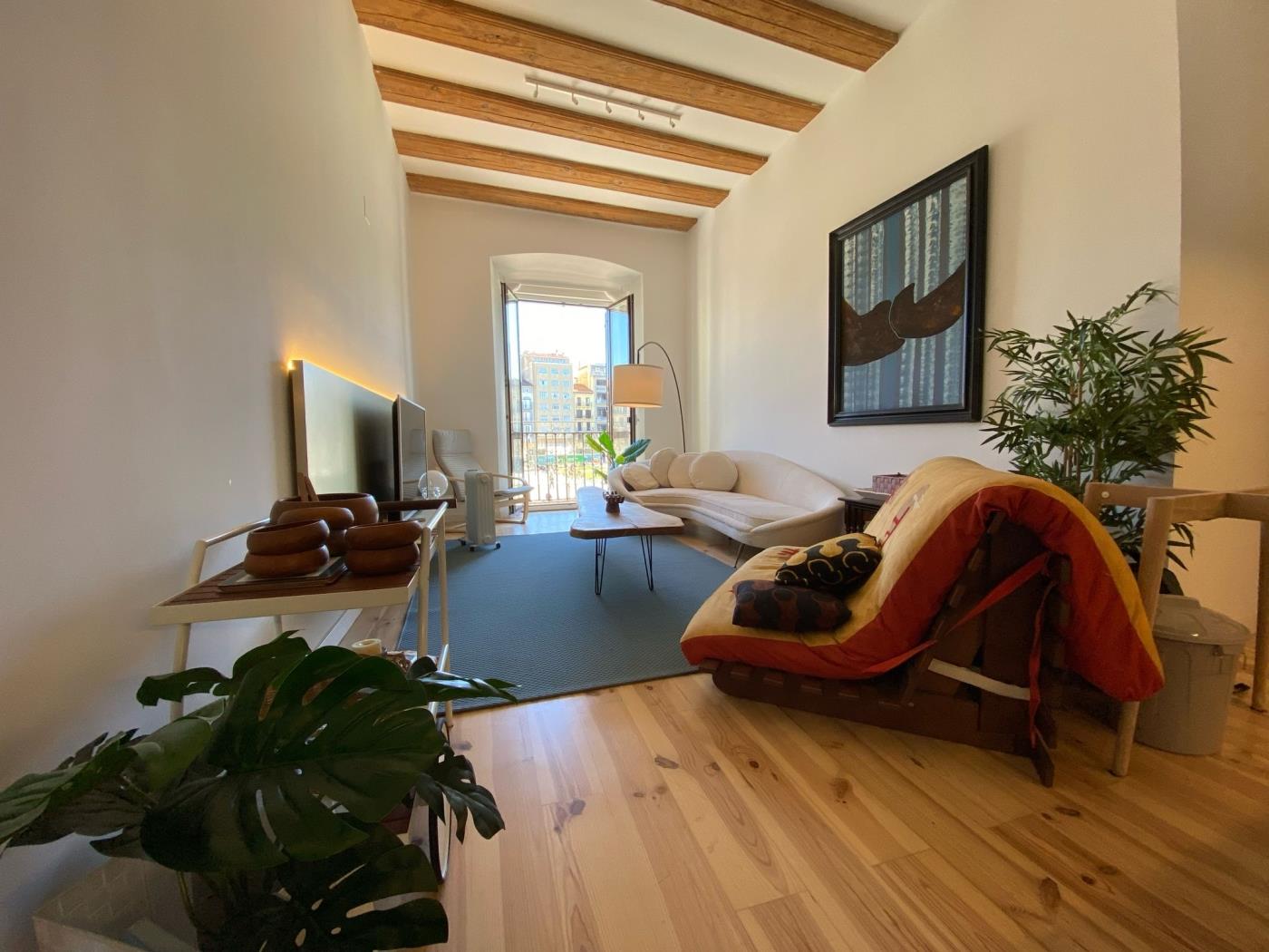 Castillo 31 by Clabao en Pamplona
