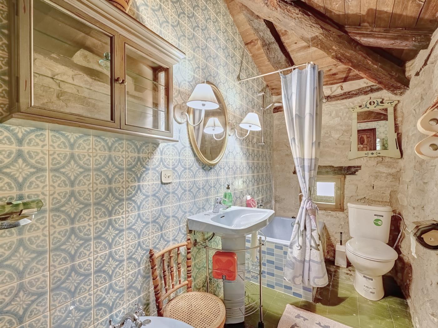 Casa Ondare Etxea by Clabao en Abínzano (Navarra)
