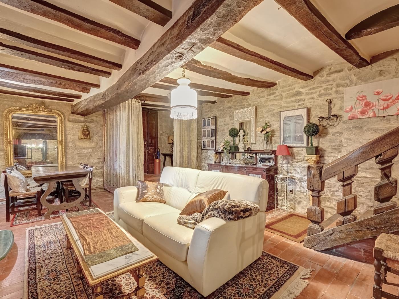 Casa Ondare Etxea by Clabao en Abínzano (Navarra)