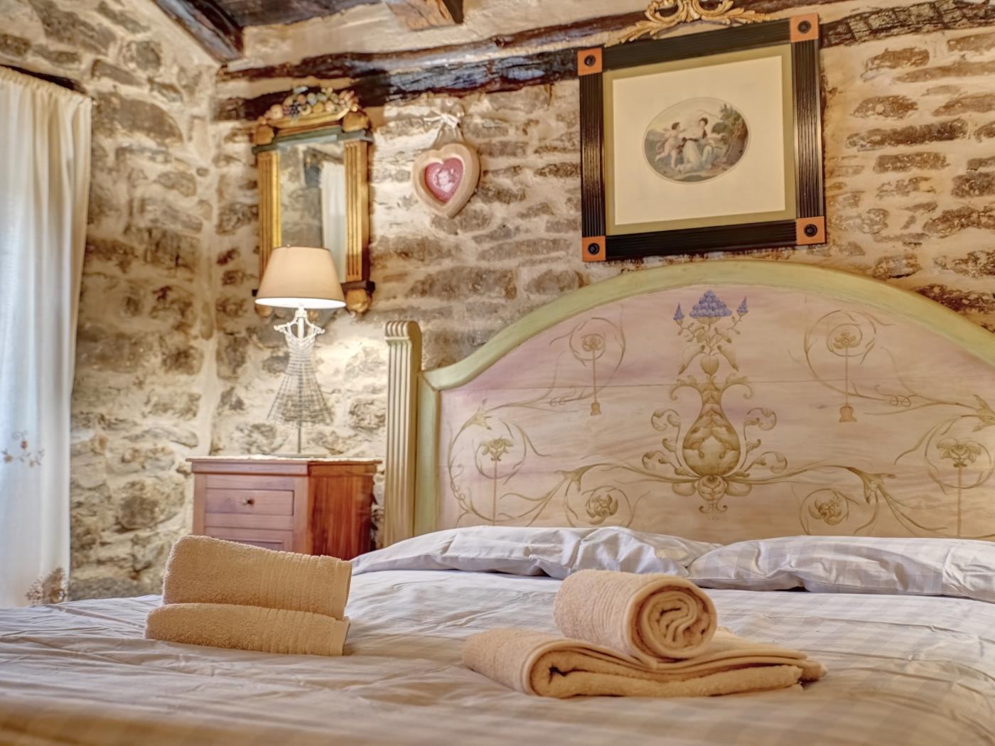 Casa Ondare Etxea by Clabao en Abínzano (Navarra)