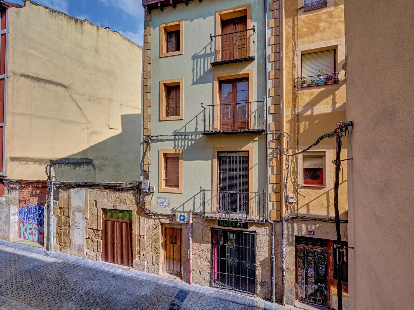 la casita del casco viejo by clabao en logroño