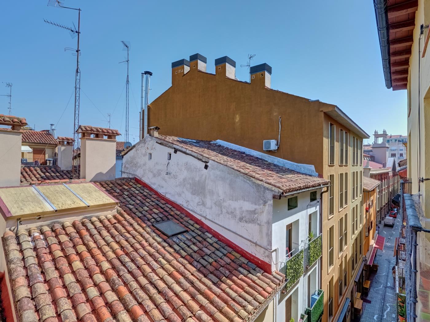 Capricho Riojano Laurel by Clabao en Logroño