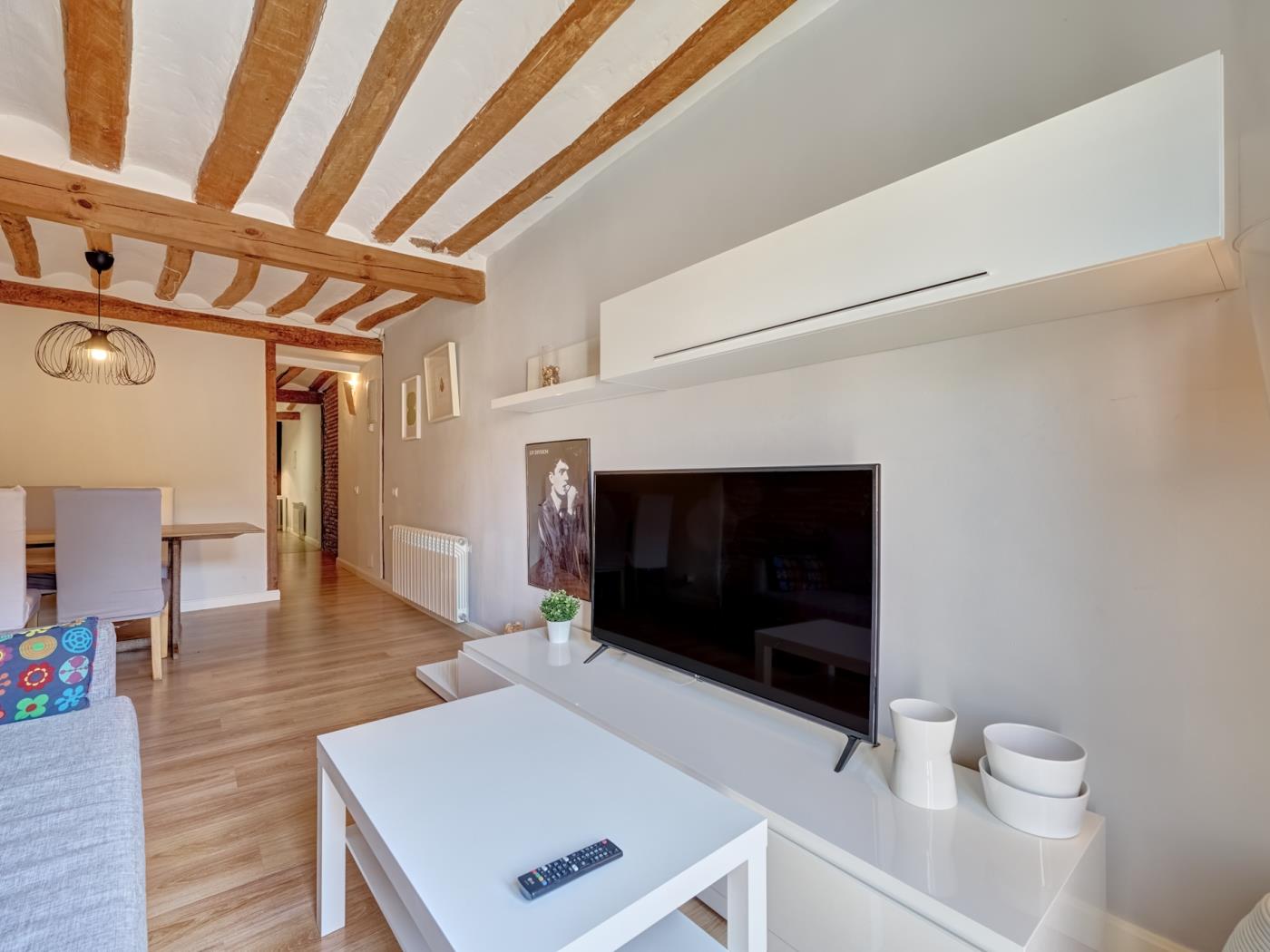 Capricho Riojano Laurel by Clabao en Logroño
