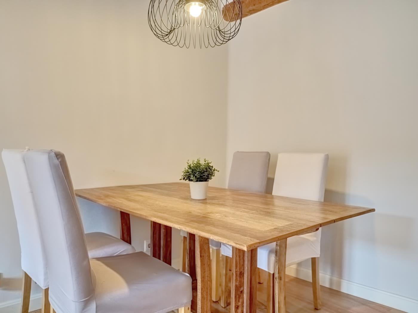 Capricho Riojano Laurel by Clabao en Logroño