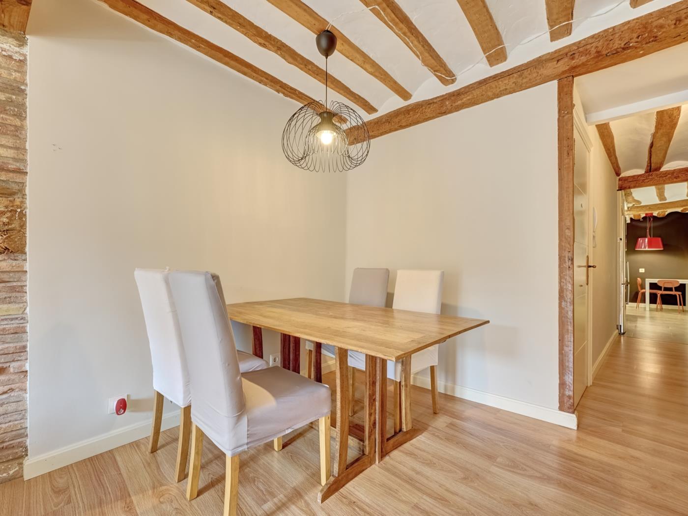 Capricho Riojano Laurel by Clabao en Logroño