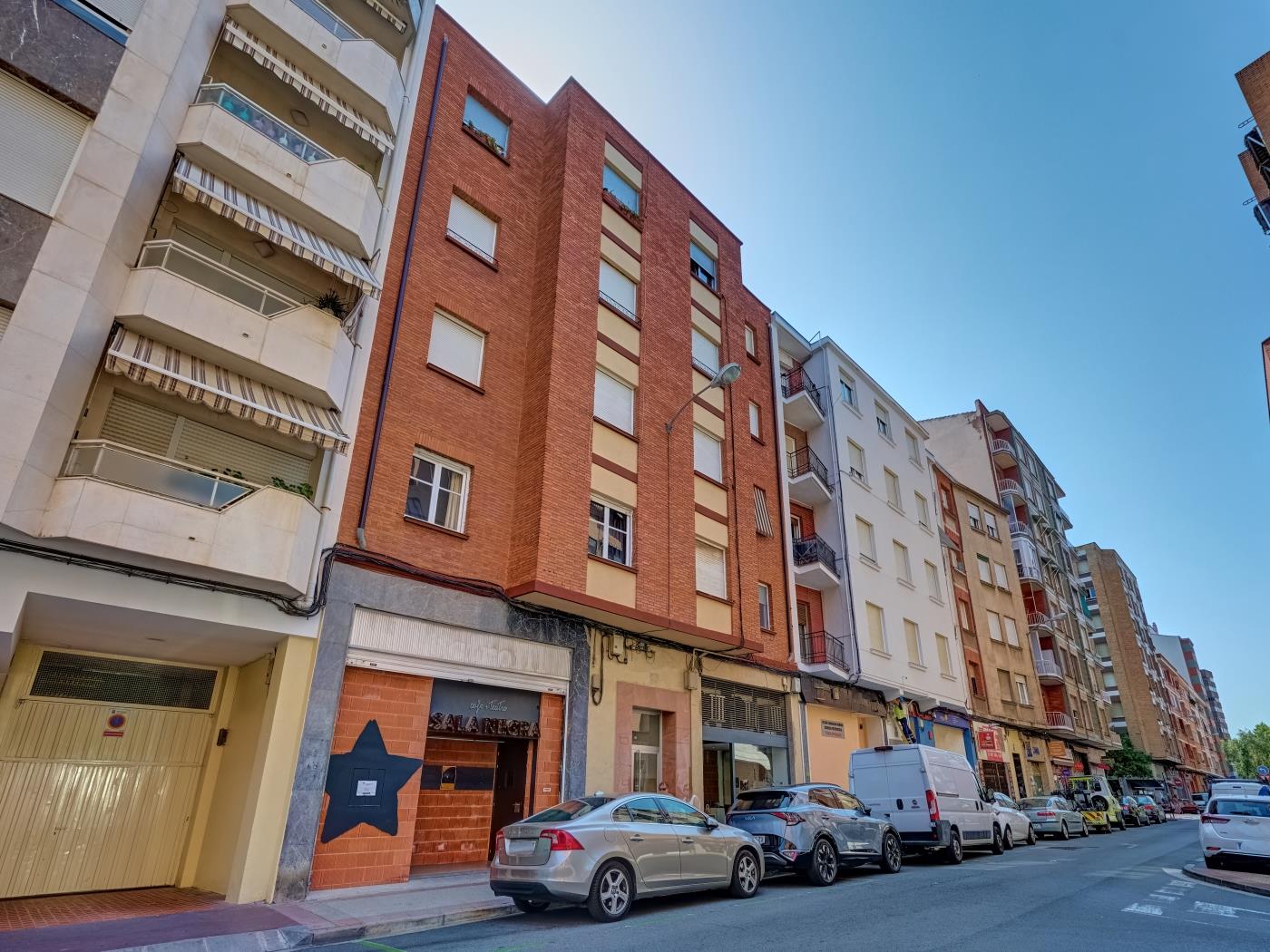 El capricho by Clabao en Logroño