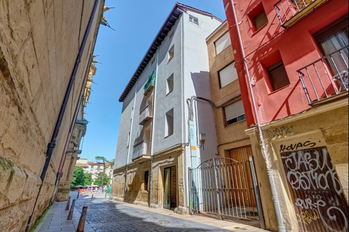 Casa Uva Plaza del Mercado by Clabao en Logroño