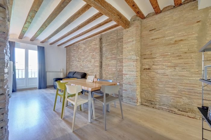Casa Uva Plaza del Mercado by Clabao en Logroño